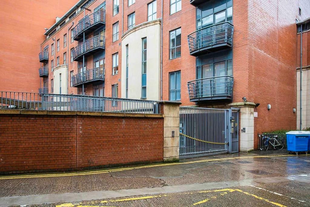 Spacious Belfast City Centre Duplex Apartment Экстерьер фото