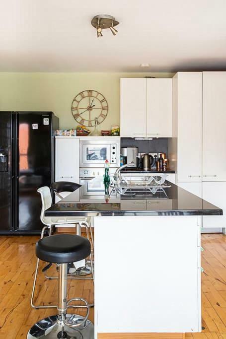 Spacious Belfast City Centre Duplex Apartment Экстерьер фото