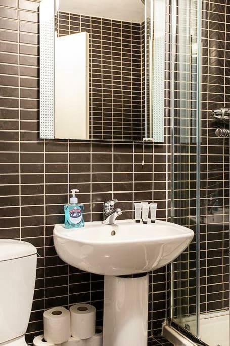 Spacious Belfast City Centre Duplex Apartment Экстерьер фото